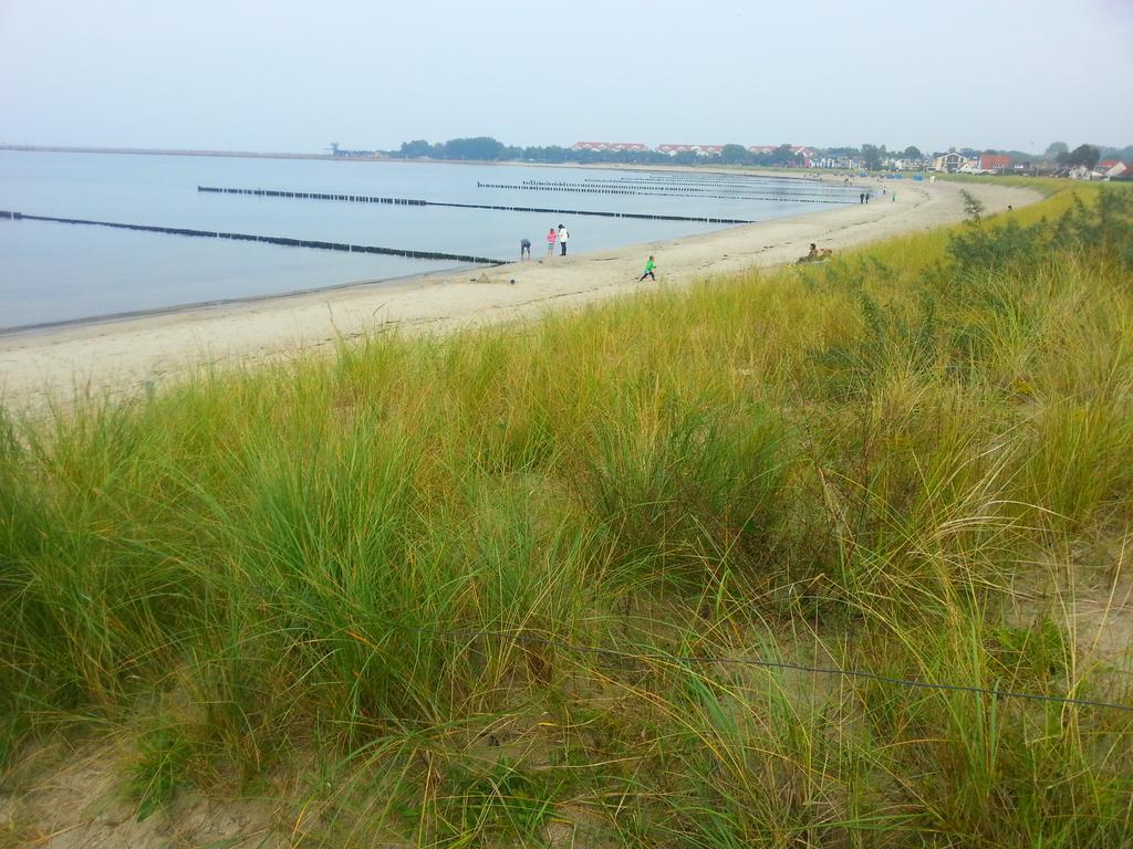 Ferienwohnungen Rügen Findling Breege Exterior foto